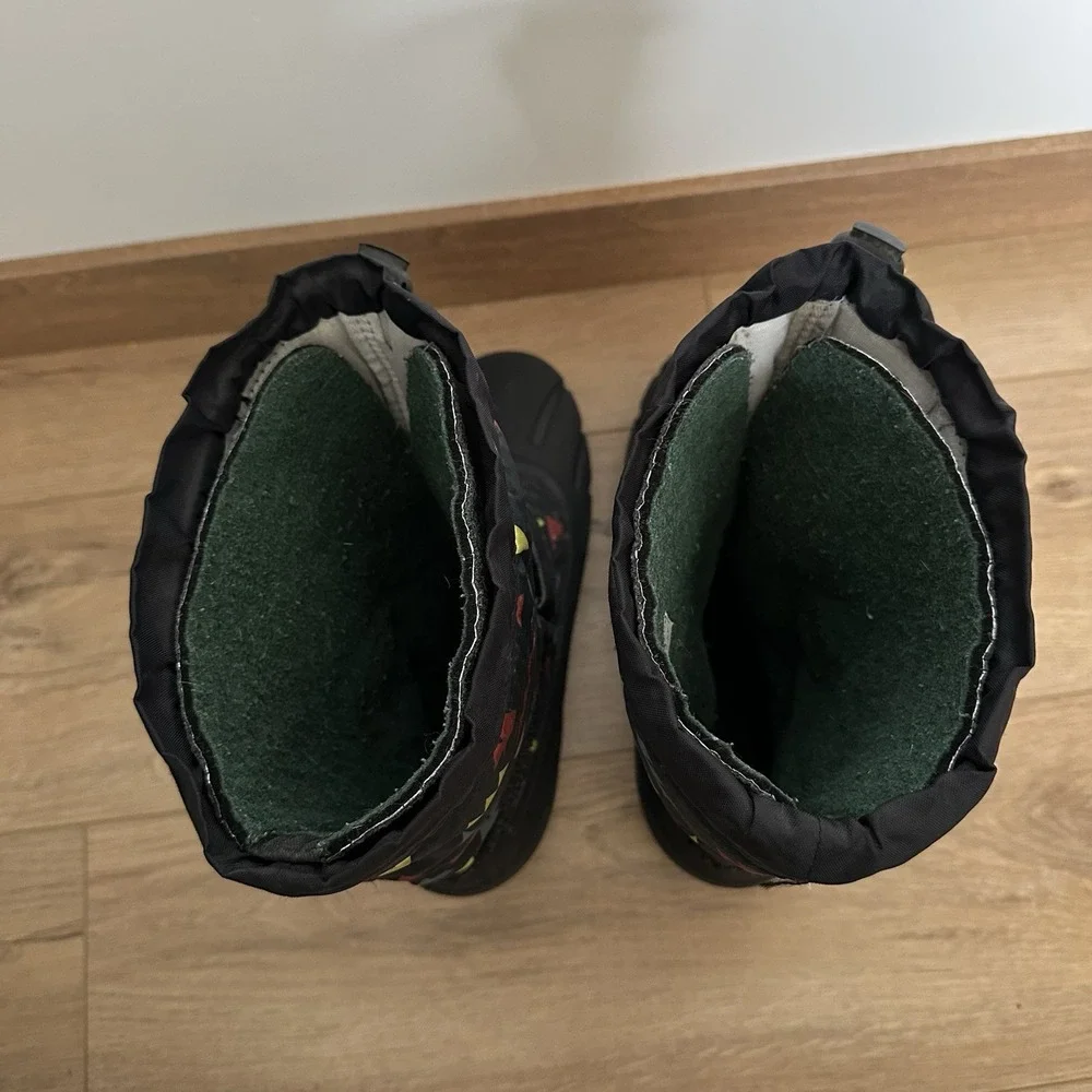 Sorel Boys Youth Size 7‎ Flurry Print Waterproof Snow Boots Removable Liner